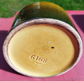 Menší retro keramická váza, zn. Kravsko - 2