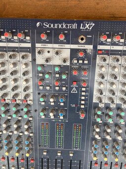 Mixážní pult SOUNDCRAFT LX7ii - 2