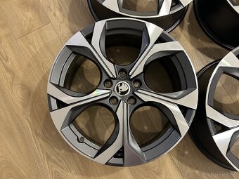 Originální alu kola R19 Škoda Octavia RS - 2