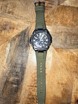 Casio G-Shock GST-W130BC-1A3 zánovní hodinky - 2