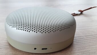 Přenosný reproduktor Bang & Olufsen BeoPlay A1 (1st gen) - 2