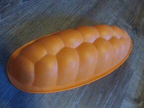 Formy na pečení: vánočka, koláč a vánoční muffiny - 2