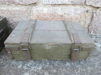 vojenské bedny retro staré - 2