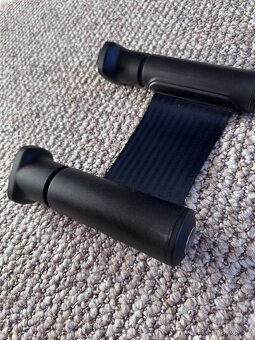 Fixační popruh do kufru AUDI A6, A4 - 2