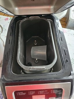 Domácí pekárnu Eta delicca - 2