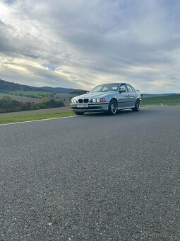 BMW e39 523i 125kw jista historie - 2