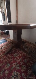 Jídelní stůl kulatý - 2