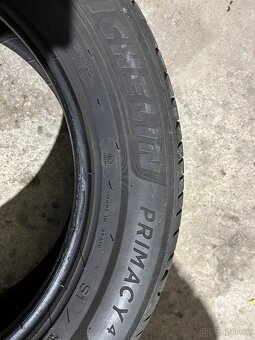 Prodám pneu 215/60R17 - 2
