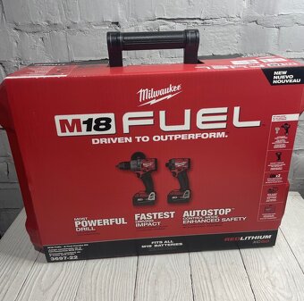MILWAUKEE Aku vrtačka a utahovak PowerPack M18 - 2