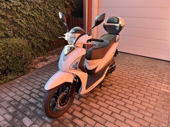 SYM Symphony ST 125 – jako nový, 2 405 km, 1. majitel - 2