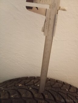 Alu kola 5x114,3  s zimní pneu 215/70r16 - 2
