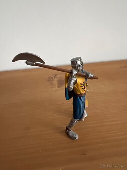 Schleich rytíř sekera - 2