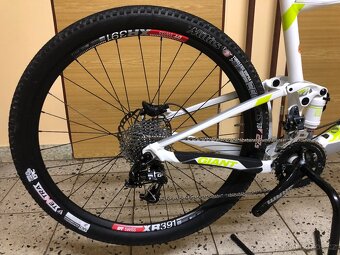 Giant anthem 27.5 vel. L velmi pěkný, výbava navíc - 2