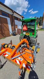 Prodám John Deere 2320 - 2