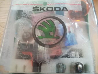 NÁHRADNÍ ŽÁROVKY A POJISTKY DO AUTA ŠKODA - 2