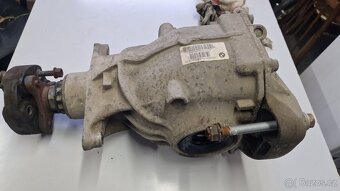 Zadní diferenciál s hardy spojkou BMW f01 740XD 225 kW - 2