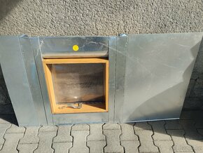 Výlezové okénko s oplechováním - 2