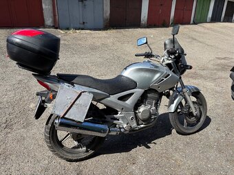 Honda 250 - 2