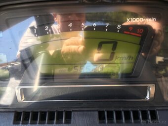 Suzuki Burgman 650 Executive - Praha - 2
