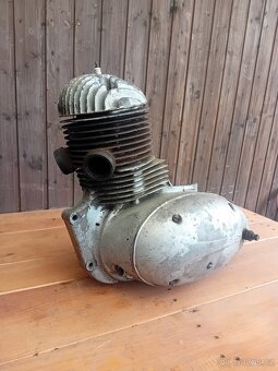 Jawa pérák 250/11 - 2