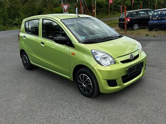 Daihatsu Cuore 1.0i automat, r.2010, klima, STK - 2