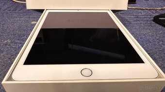 iPadd mini 4 wi-fi 64GB silver (A1538) - 2