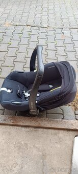 Vajíčko MAXI-COSI se základnou - 2