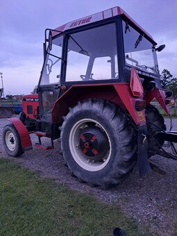 Traktor Zetor 5211 - 2