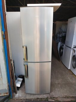 Prodám plně funkční lednici značky AEG výška 180 cm-DOVEZU-- - 2