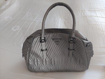 kabelka GUESS - 2