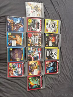 Prodávám playstation3, dva ovladače a pár her. - 2