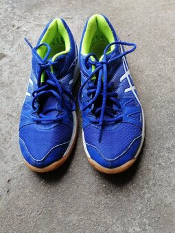 Dětské sálové boty zn. Asics, vel. 35,5 - 2
