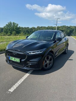 Ford Mustang Mach-E 98kWh RWD Premium - 2