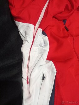 Nové sportovní soupravy Asics, L, XXL - 2