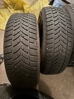 225/65R17 - 2