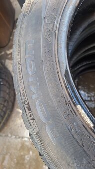 Zimní pneu Nokian WR D4 195/55 R15 89H - 2