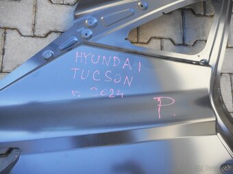 Pravý zadní blatník - Hyundai Tuscon - 2