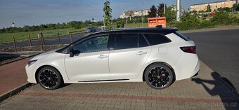 Toyota Corolla GR Sport Dynamic 2.0 2022 hybrid - 2