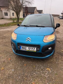 Citroen c3 Picasso havarován 1.4 benzin LPG na dily nebo opr - 2