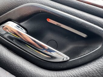 Bmw e38 sada podsvícené kliky - 2