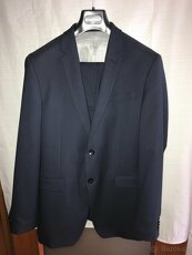 Pánský tmavomodrý oblek - 2