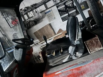 Vysokozdvižný vozík LPG - 2