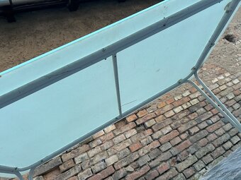 Prodám skleněný stůl - 2