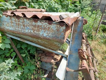 Postřikovač a rozmetadlo - 2