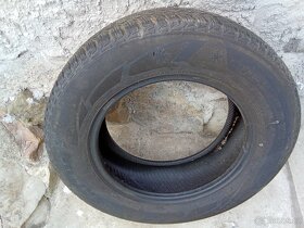 Prodám pneu zimní 215/65/16 - 2