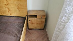 Starý nábytek / skříně - 2