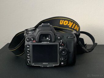 Nikon D7000, Nikon 18-105 mm - 2
