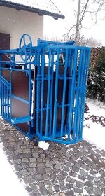 Fixační klec pro skot - 2