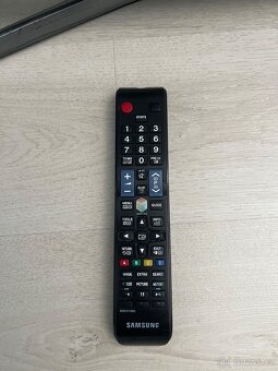 TV Samsung - 2