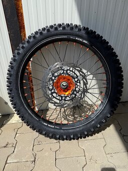 Kola Excel A60 na KTM - 2